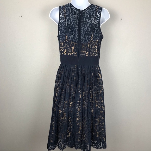 NWOT Eliza J Navy Lace Dress with Pleated Skirt Size 6 - Picture 4 of 8
